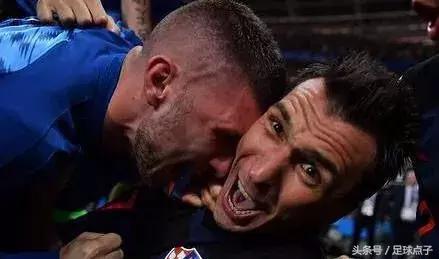 世界杯足球史上的至暗时刻,足球世界杯十大感人瞬间