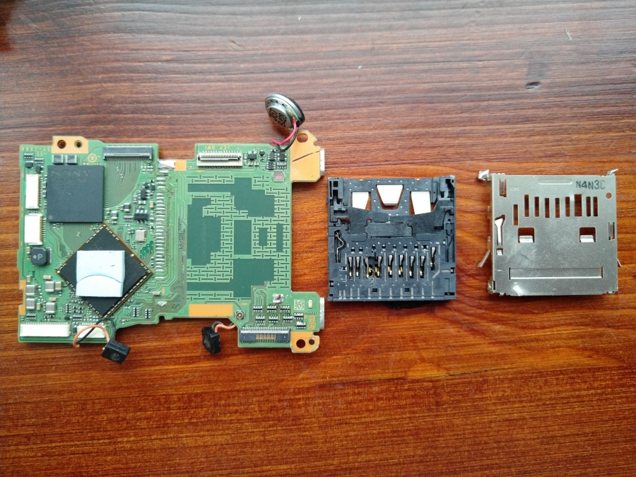 索尼微单相机屏幕维修多少钱,sony微单相机