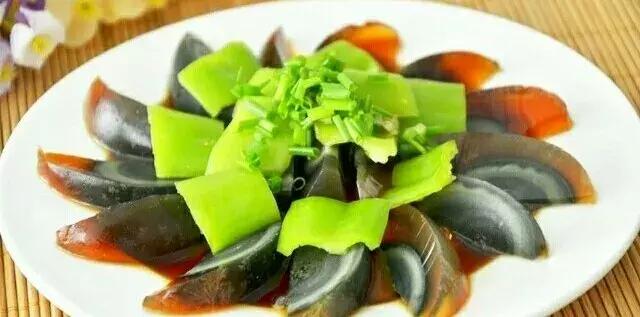 济南历下区半天妖烤鱼,济南小草屋诸葛烤鱼