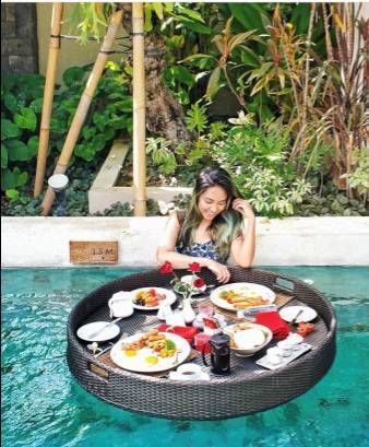 巴厘岛买什么口红便宜,巴厘岛旅游攻略住宿价格