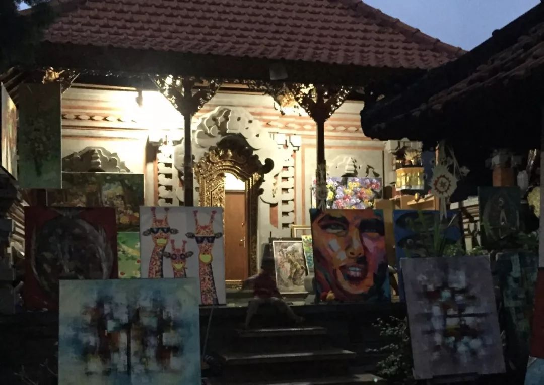 巴厘岛买什么口红便宜,巴厘岛旅游攻略住宿价格