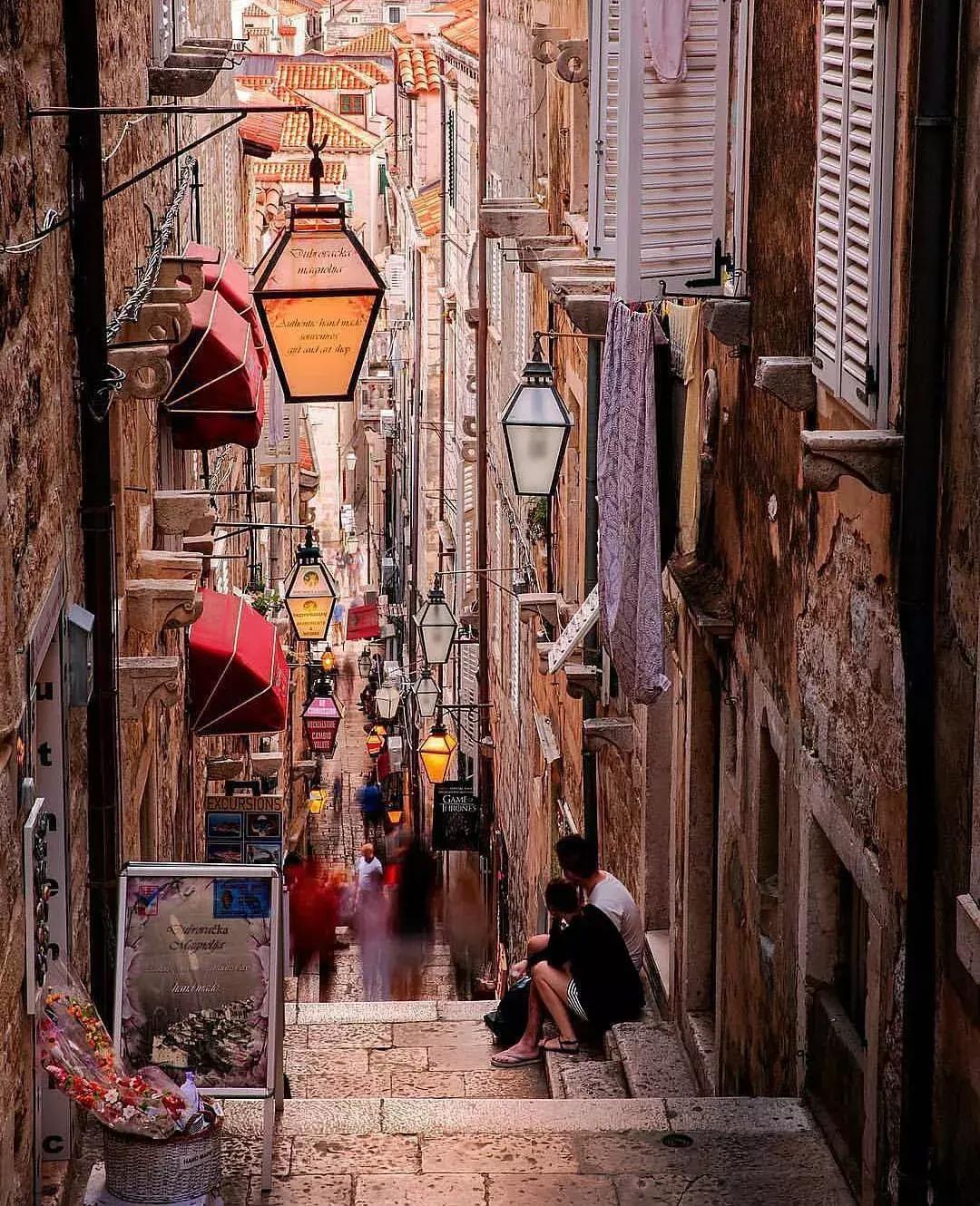 克罗地亚在哪里比赛,克罗地亚在哪里在哪个洲