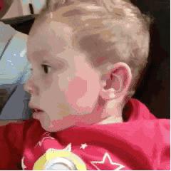 假笑爆红男孩,假笑男孩直播视频