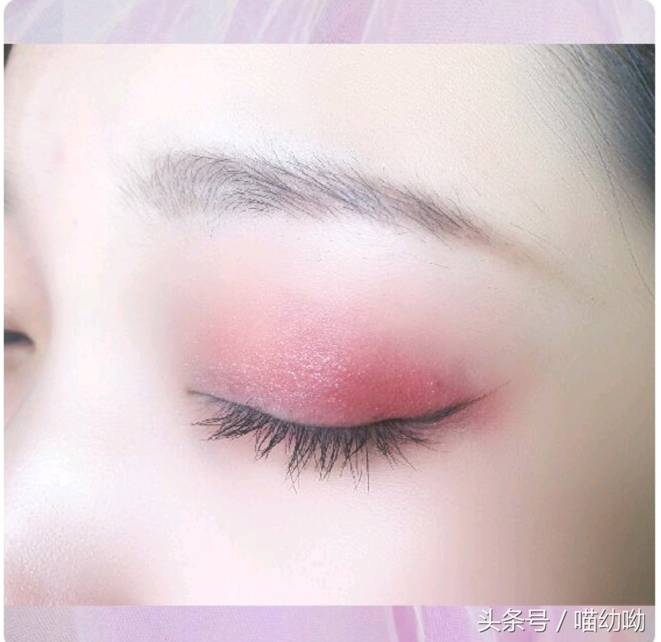 夏日元气橘色系妆,夏日甜美妆容