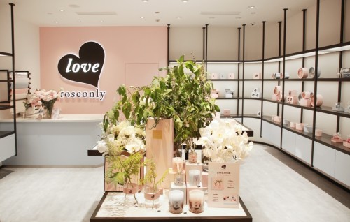 loveroseonly专卖店,浪漫时光roseonly专卖店