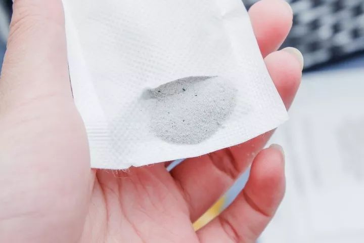 只需早一贴晚一揭即可祛风散寒,每天一贴祛湿效果好