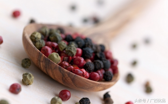 揭秘34种常见香料的名称与用途,12种常见香料怎么用一次性告诉你