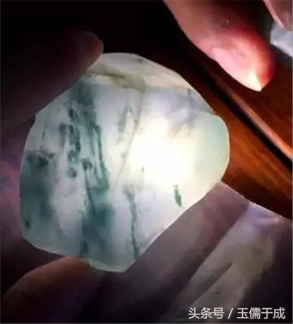 南齐敞口翡翠原石,南奇黄加绿原石