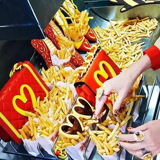 肯德基趣事,肯德基最新联名包包怎么获得