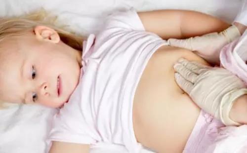 早产儿胀气肚子鼓怎么回事,宝宝肚子鼓鼓的但是不硬是胀气吗