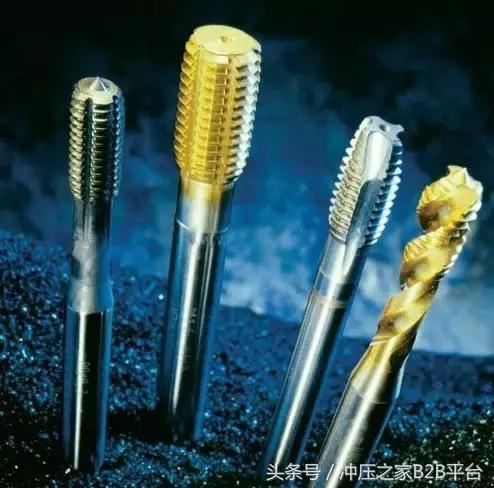 丝锥钻头断在孔里,丝锥钻头断在工件里怎么办