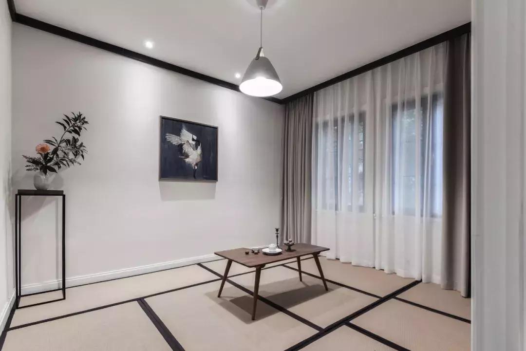 现代简约温馨的小资生活,100平米现代简约风格6万左右