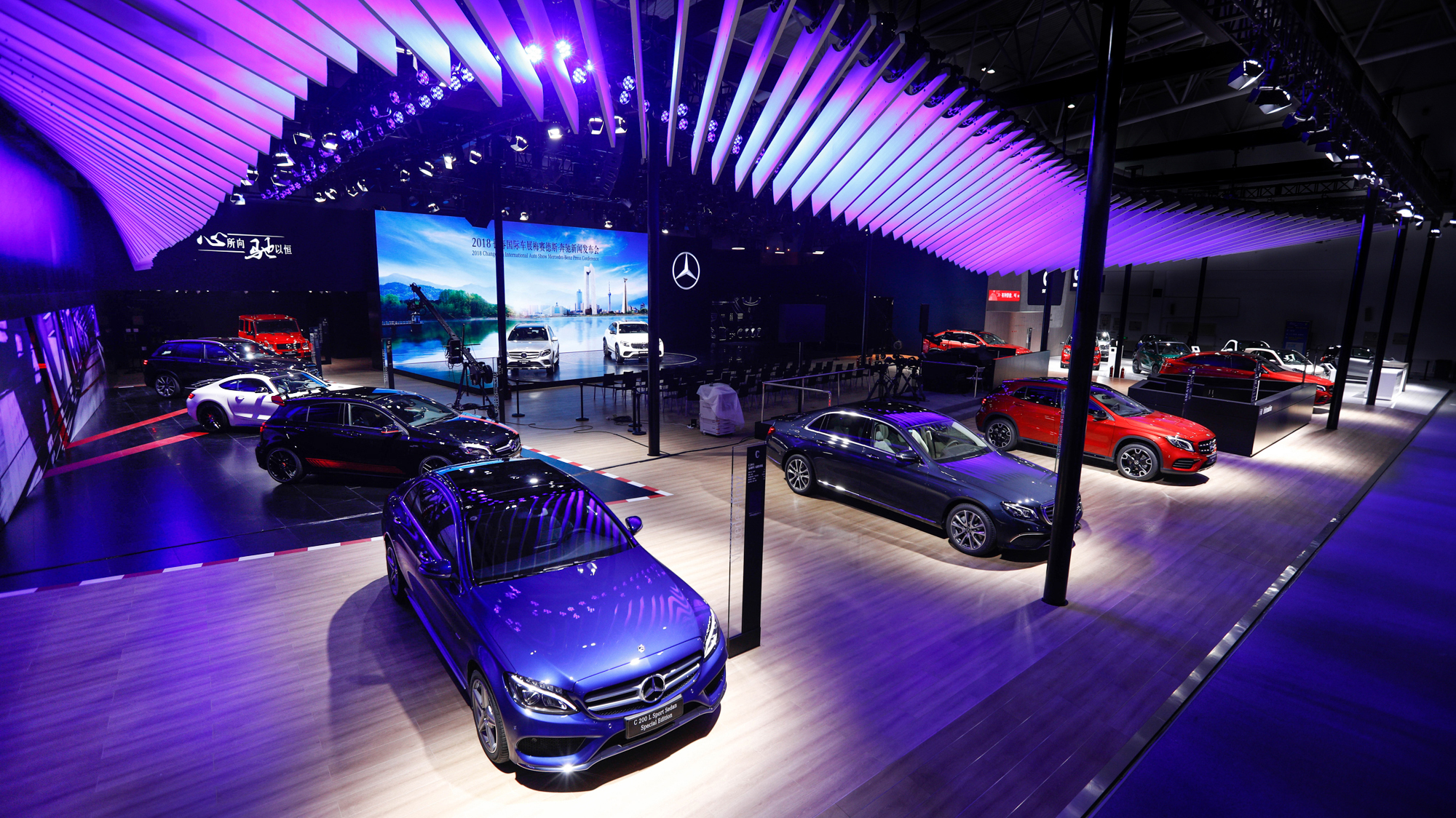 以客户为先以奋斗者为本,以客户为中心以奋斗者为本解读