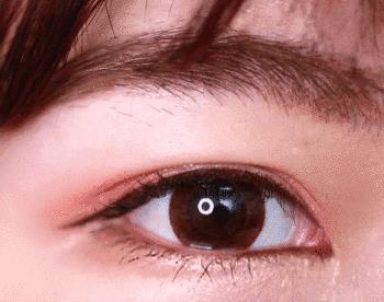 戴美瞳不自然又干涩?明明是你不会选!