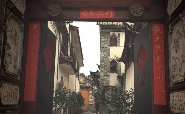 「让毒害远离让未来美好」吸毒人员自述｜*品毒**这种东西，是会在身体里累积的一旦吸了毒，就没有人再把我们当人了