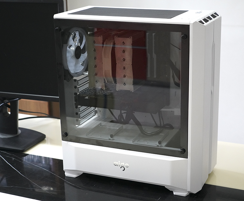 aigo爱国者月光宝盒t20炫光版,爱国者月光宝盒t20机箱前盖怎么拆