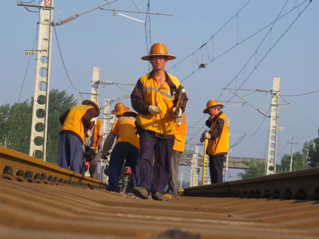 “汗蒸”、“桑拿”奈我何？保养维修不停步