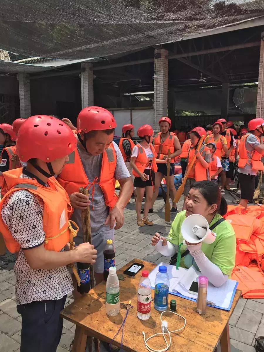 宜昌青龙峡第四届亲子漂流大赛实况回顾！你错过的精彩都在这里！