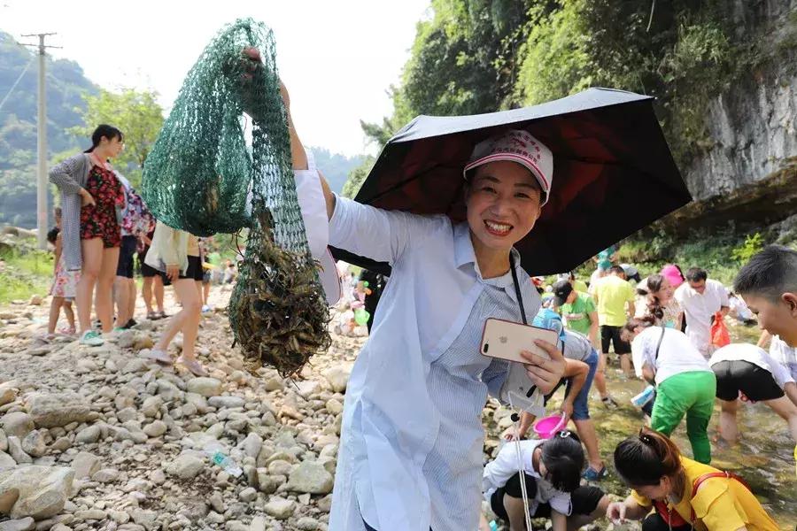 宜昌青龙峡第四届亲子漂流大赛实况回顾！你错过的精彩都在这里！