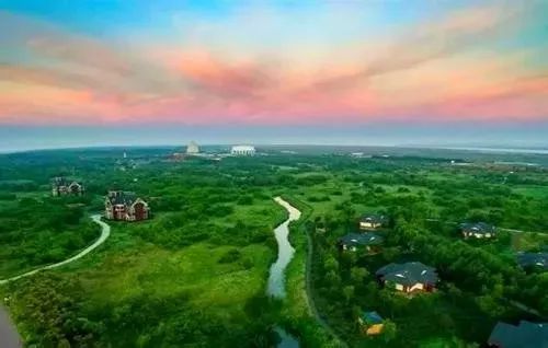 马尔代夫的蓝天绿树水清沙白,北京周边绝美海滩