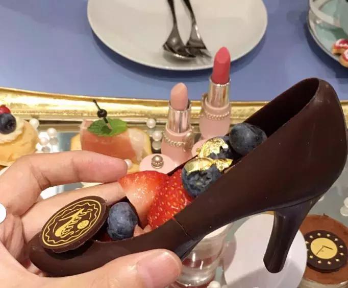 lv跨界酒店推荐,奢侈品牌lv最便宜的单品