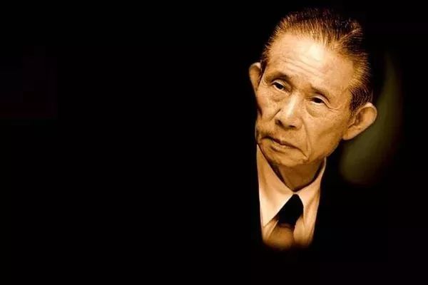 他办出世界顶尖医院，几十年分文不赚，还倒捐千亿救治穷人