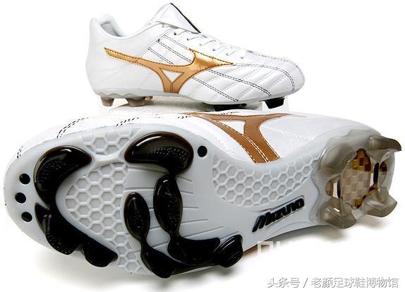 世界杯战靴盘点,南非世界杯复刻版足球鞋