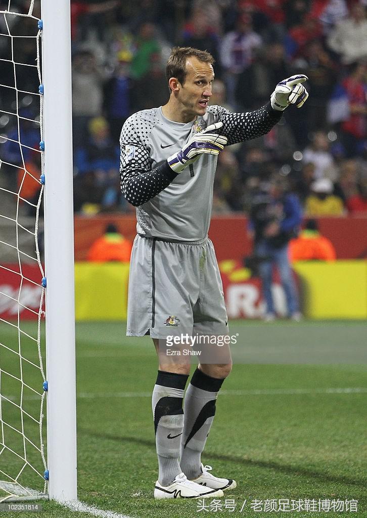 世界杯战靴盘点,南非世界杯复刻版足球鞋