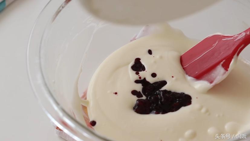 不烘烤的甜品蓝莓奶油芝士蛋糕,自制甜品蓝莓芝士蛋糕