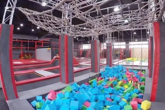 武汉最好玩的蹦床公园,武汉大型儿童乐园淘气堡