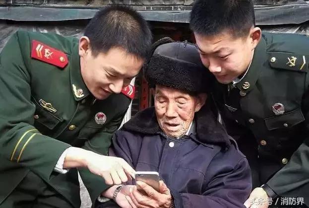 消防兵的身躯究竟背负着怎样的责任和使命？这几张图片告诉你！