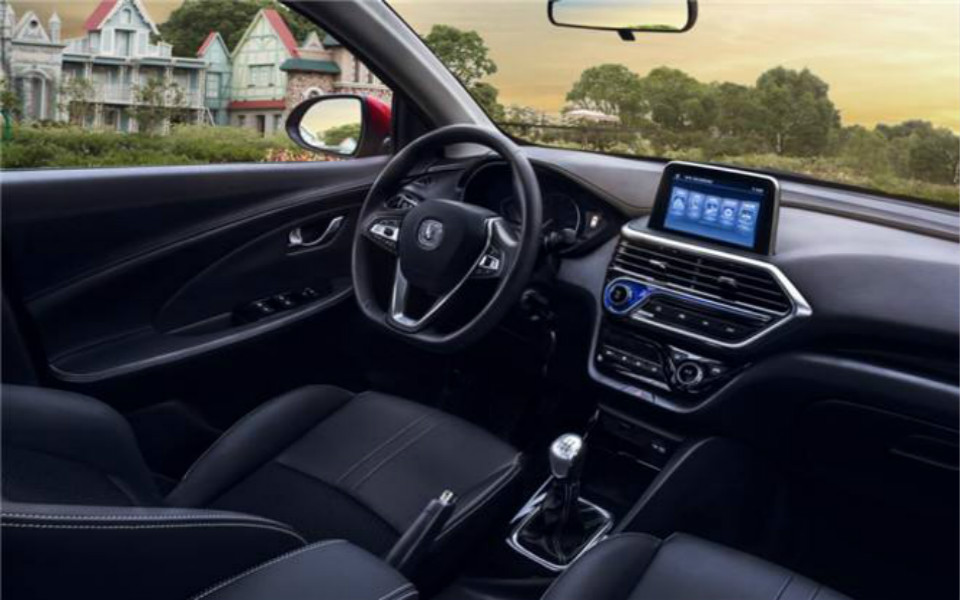 钢琴烤漆划痕怎么修复,汽车内饰划痕钢琴烤漆