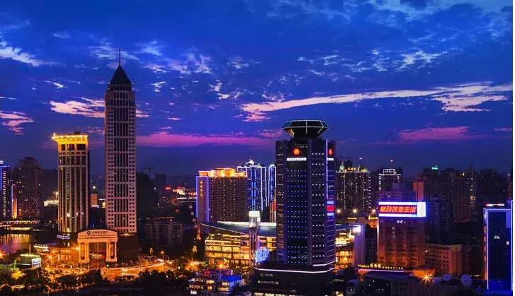 40年我们共同走过,辉煌40年奋斗新时代