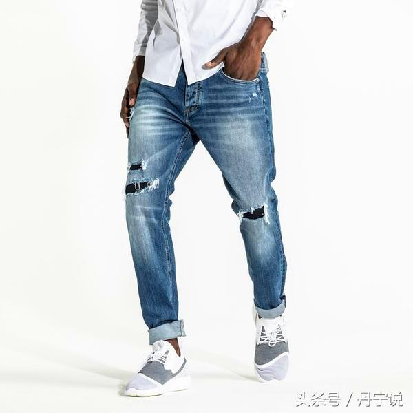 c罗迷你罗牛仔裤,世界足球先生c罗2017