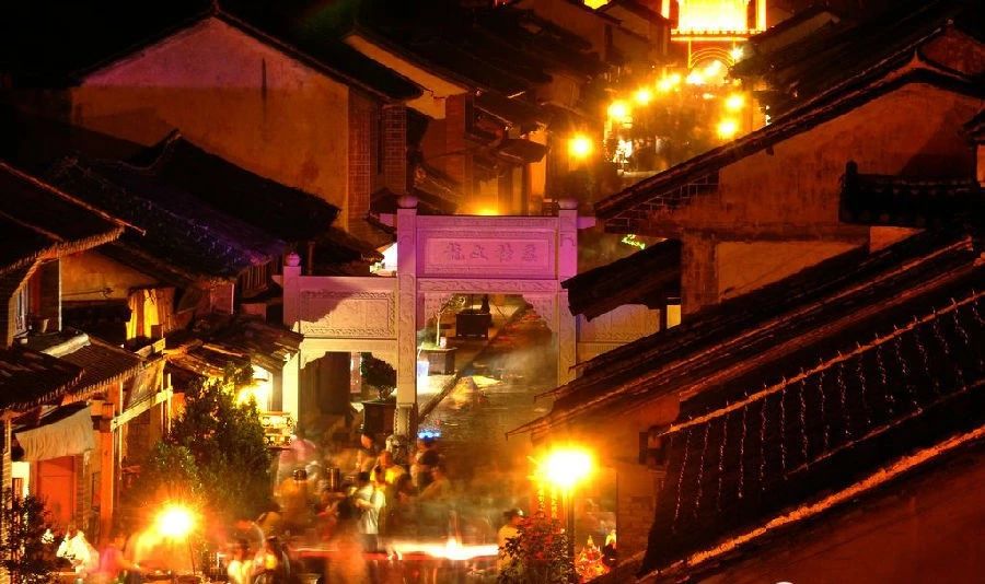 宁可错过世界杯也不要错过云南的火把节！