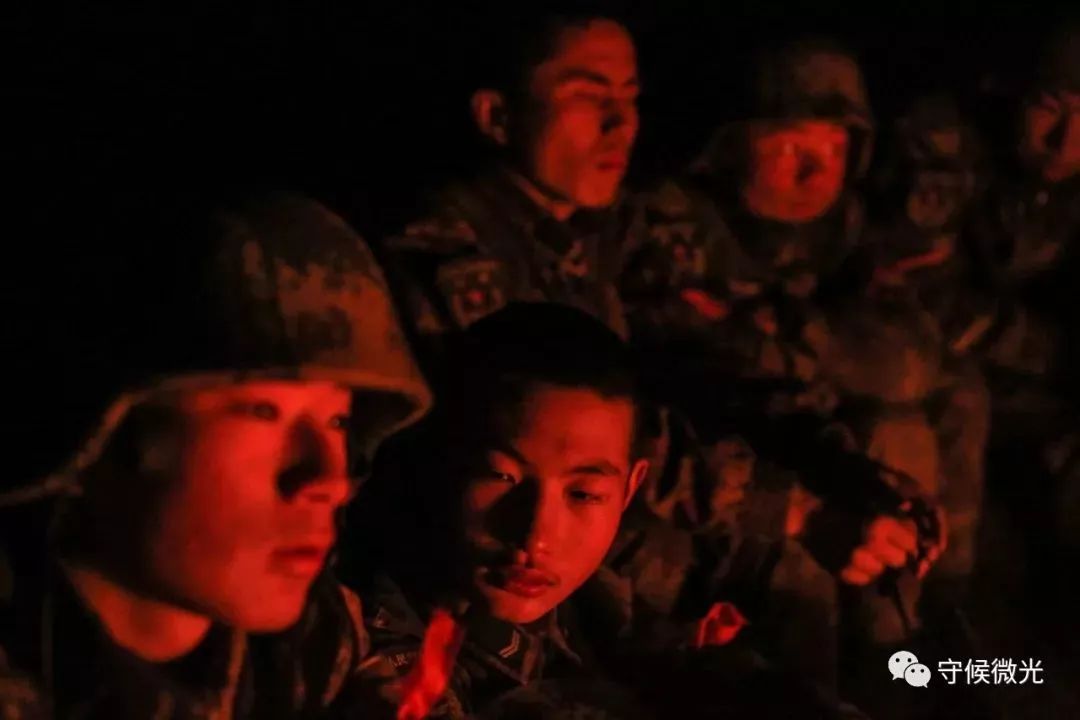 在最艰苦的地方守卫祖国,荐读在人生的低谷中安然前行