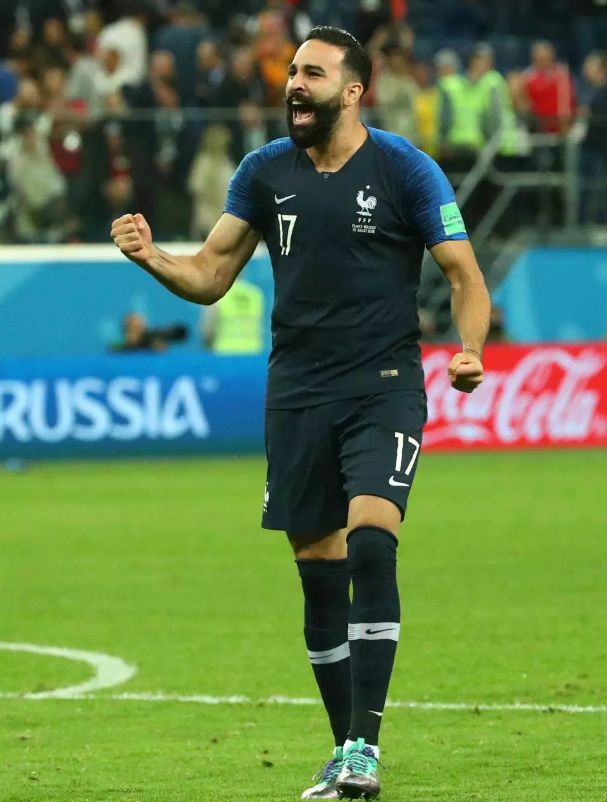 相差18岁看得出来吗,相差18岁