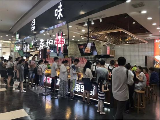 小本创业冷锅串串的正宗摆摊卖法,串串火锅小店创业案例分享