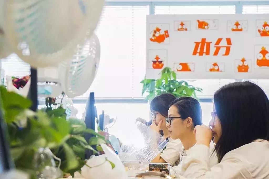 拼多多创始人黄峥身家暴涨近600亿,拼多多市值2000亿创始人黄峥身价