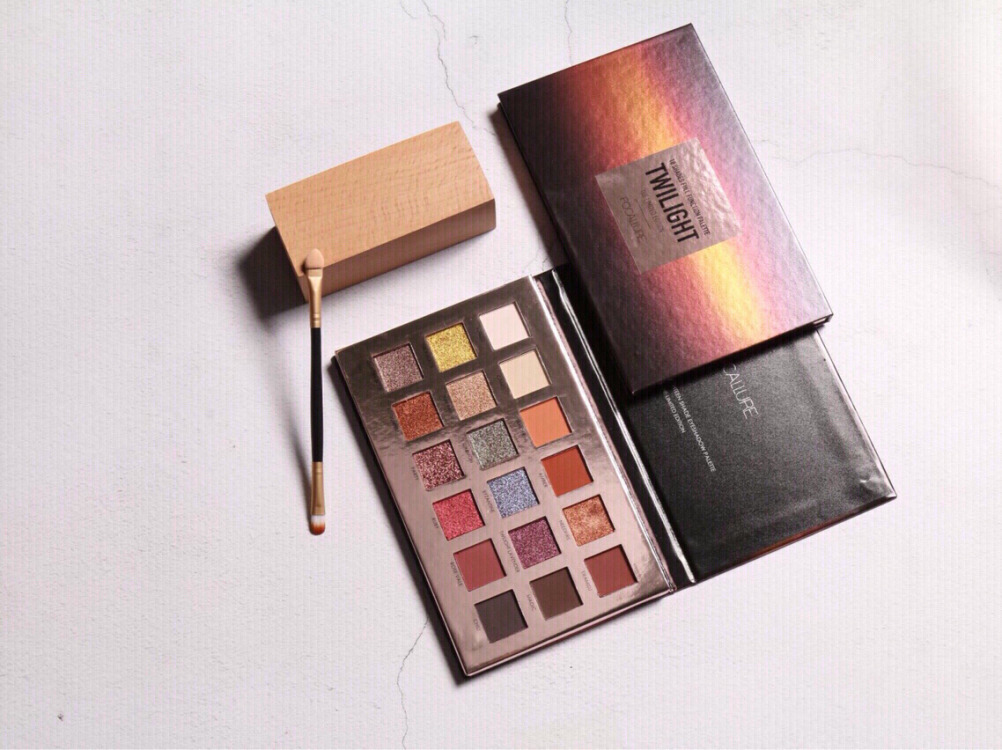 平价眼影推荐贫民窟,又火又好看又便宜的眼影盘