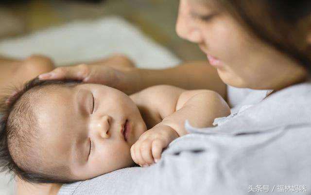 夏季如何避免宝宝长痱子,宝宝夏季出痱子怎么办