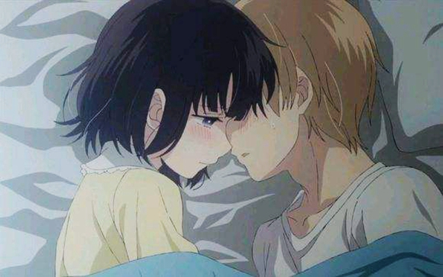 14部动漫女主被打盘点,四个女生被丧尸困在校园日漫