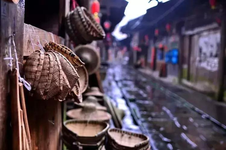 离乐山比较近的风景区,离乐山最近的古镇