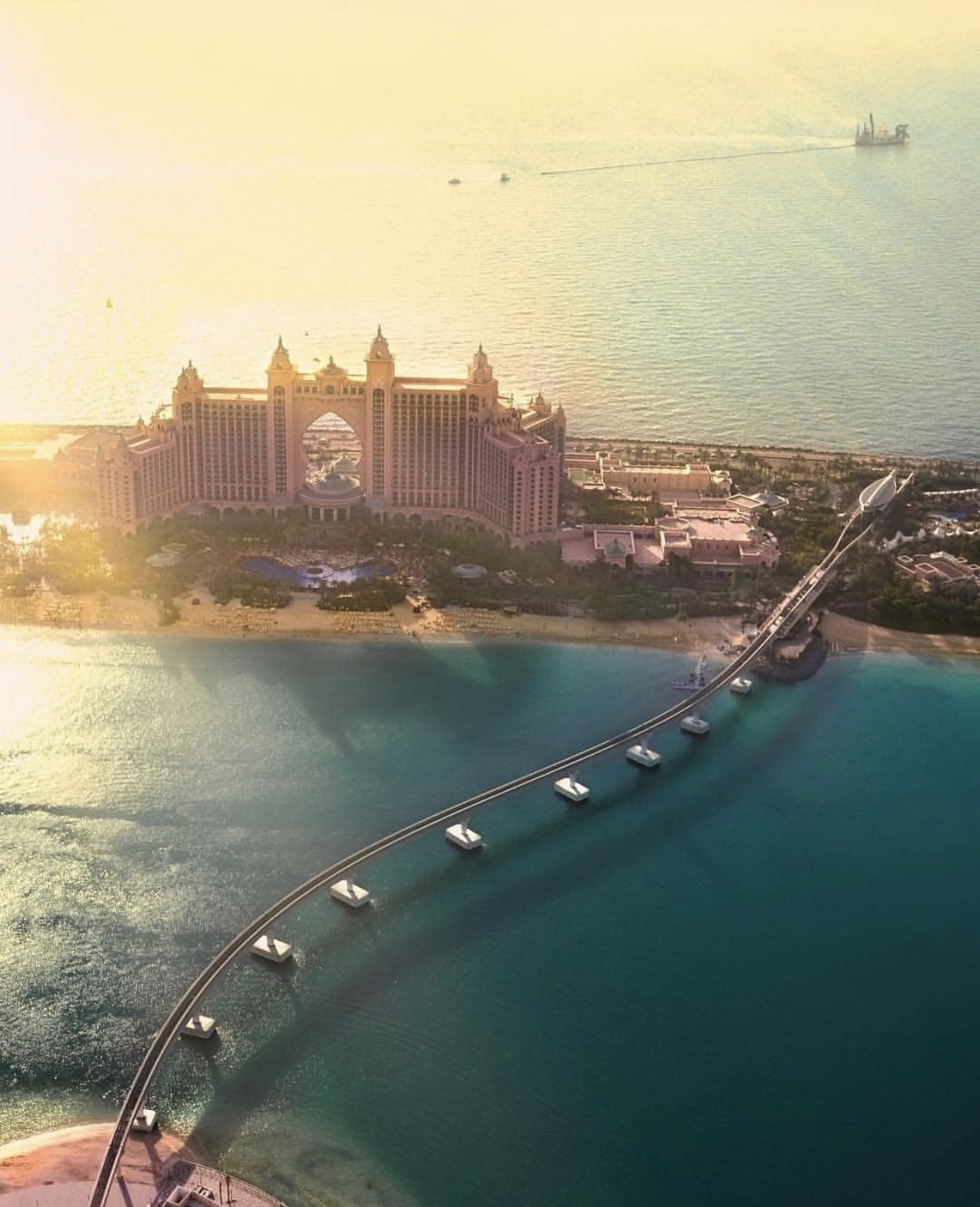 迪拜沙漠里的奇迹之城,沙漠之城迪拜旅行