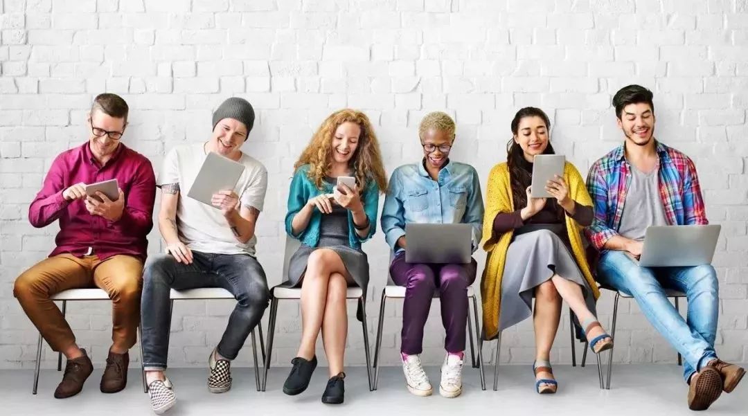 化妆品一个便宜一个贵,化妆品真的是越贵越好用吗