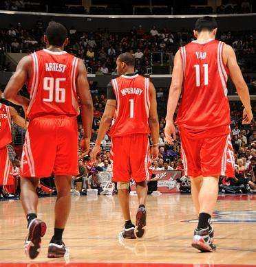 假如安东尼加盟湖人联手科比,姚麦时期的火箭全靠防守