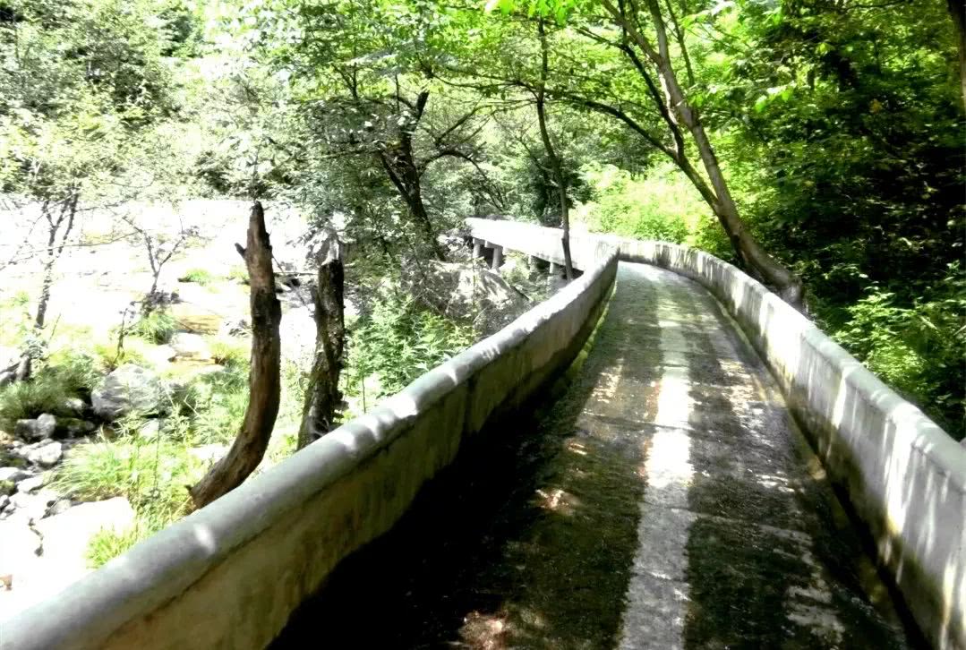 瀑布凉爽一夏,瀑布美景清凉避暑好去处