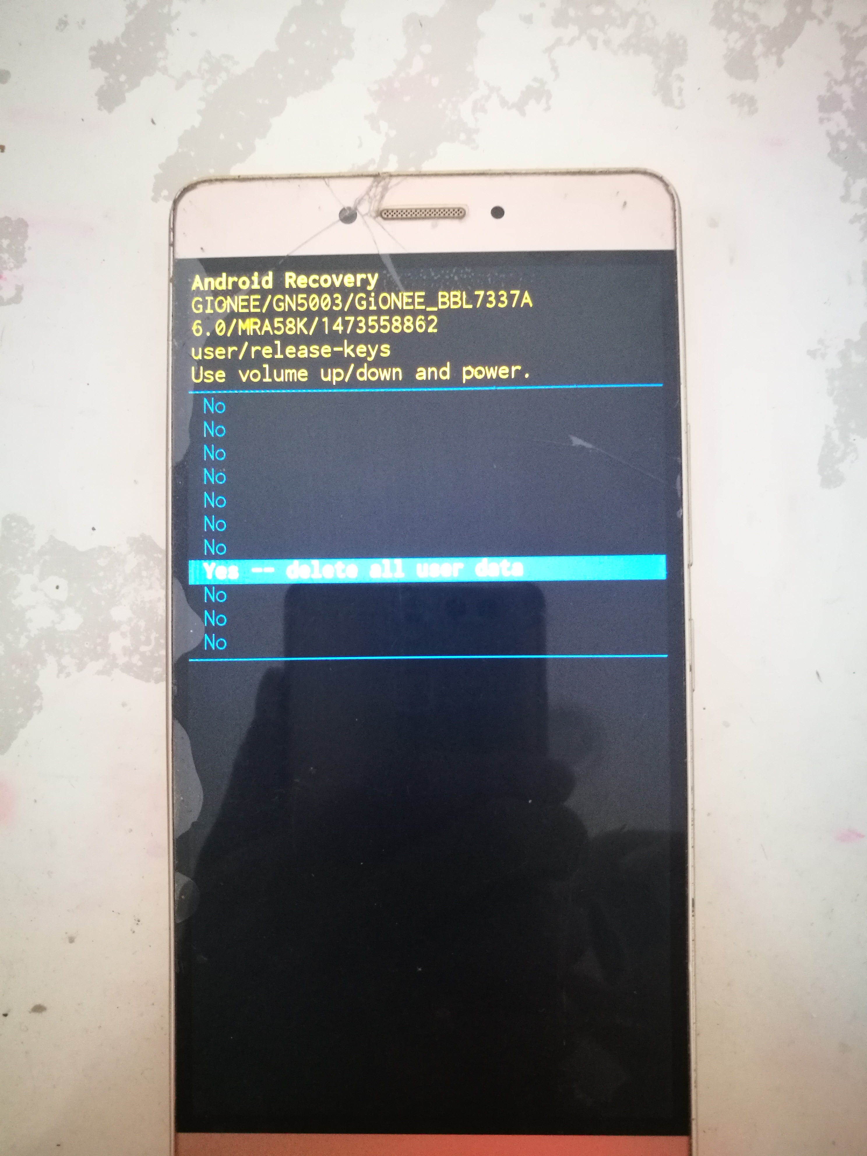 金立手机忘记密码怎么办？未绑定AMIGO账号？几行命令双清进系统