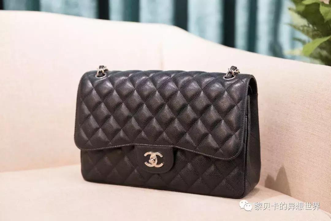 普通人怎么选择的包包又不撞大牌,好看的包包总是买不够