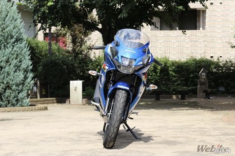 铃木gsxr150试驾视频,铃木gsxr1000r试驾评测